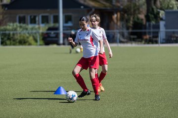 Bild 48 - wCJ Germania Schnelsen - Walddoerfer SV : Ergebnis: 0:6